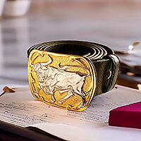 Кожаный ремень с бляшкой Бык Позолота