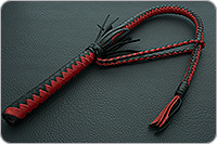 Плетка снежный барс черно-красная