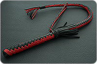 Плетка снежный барс черно-красная  : фото 2