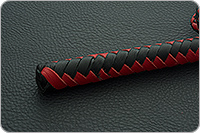 Плетка снежный барс черно-красная  : фото 5