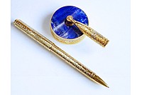 Ручка на лазурите