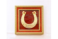 Подкова на яшме 