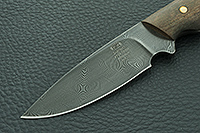 Нож Нр35 Лесовик накладки орех, черный дамаск, цельнометаллический : фото 3