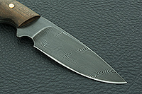 Нож Нр35 Лесовик накладки орех, черный дамаск, цельнометаллический : фото 4