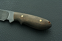 Нож Нр35 Лесовик накладки орех, черный дамаск, цельнометаллический : фото 6